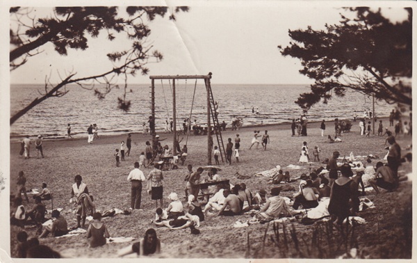 Narva-jõesuu. Sea beach