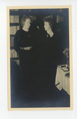 Selma Kurvits ja Elo Tuglas, 02.03.1936  duplicate photo
