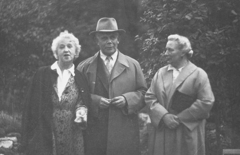 Kruusid ja Elo Tuglas