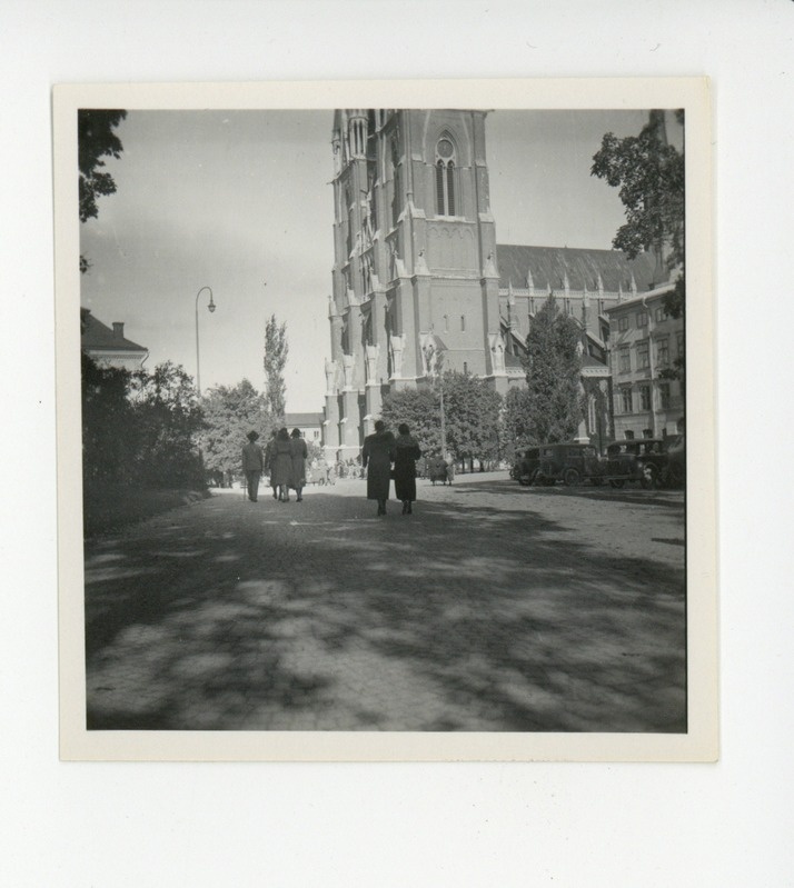 Uppsala Toomkiriku ees, 20.09.1931