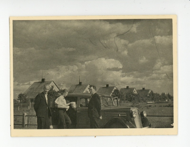 Tuglased Kohtlas külas, sügis 1936