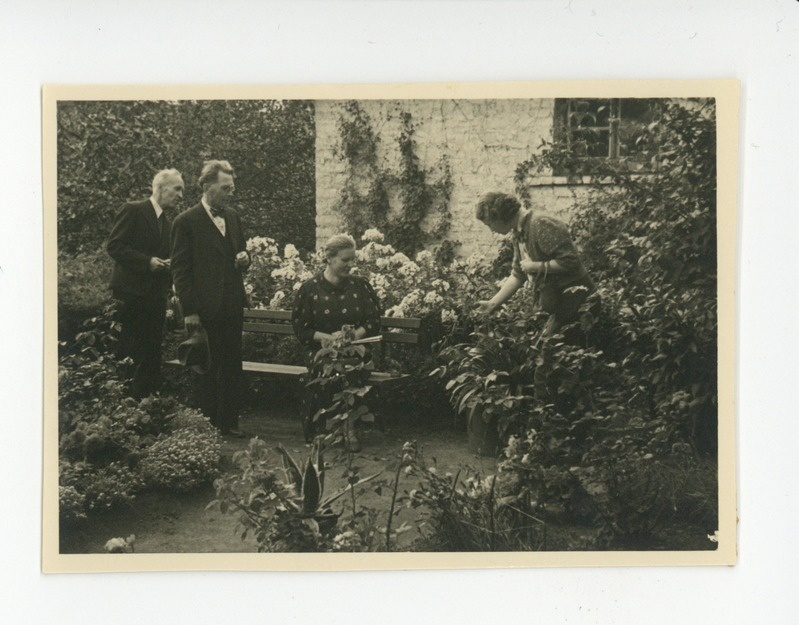 Tuglased Kohtlas külas, sügis 1936