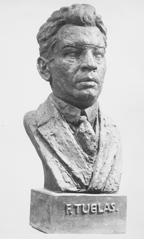 Ferdi Sannamehe skulptuur Friedebert Tuglasest
