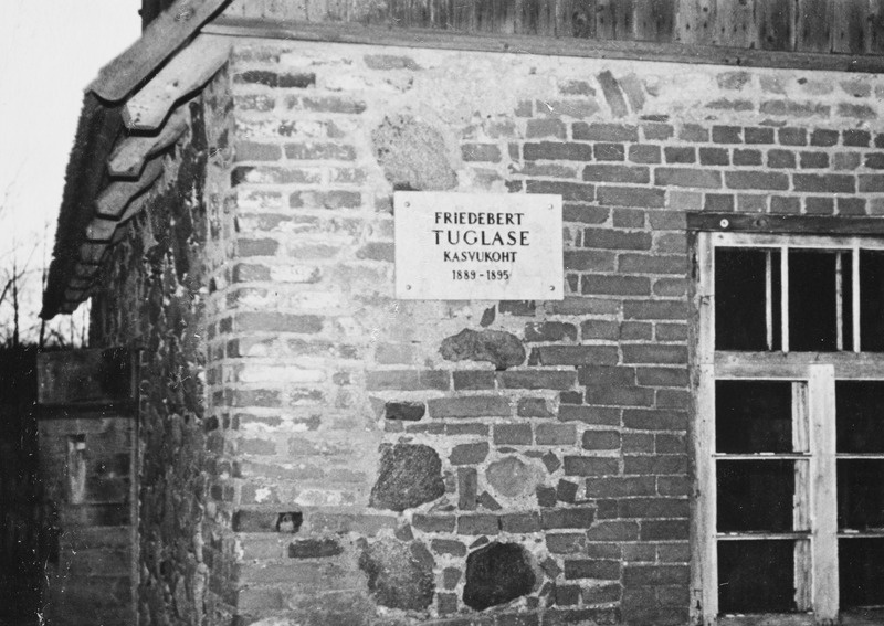 Mälestustahvel vana õllekoja seinal, 1961