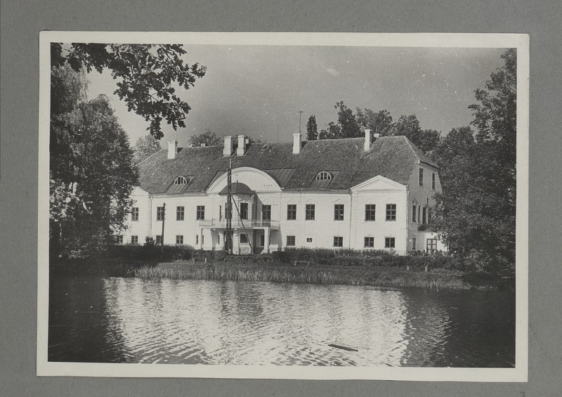 Ahja mõis