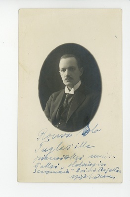 Mehe portree  duplicate photo