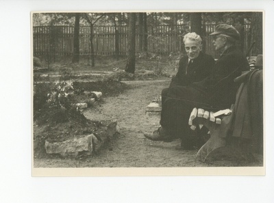 Friedebert Tuglas ja Villem Reimann lõkke ääres pingil, 1959  similar photo