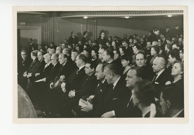 Esimesed read juubeliaktuse saalist Estonias, 02.03.1966  duplicate photo