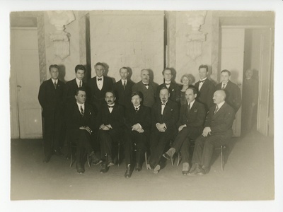 Noor-Eesti mälestusõhtu Hugo Treffneri Gümnaasiumis 1935. aastal  duplicate photo