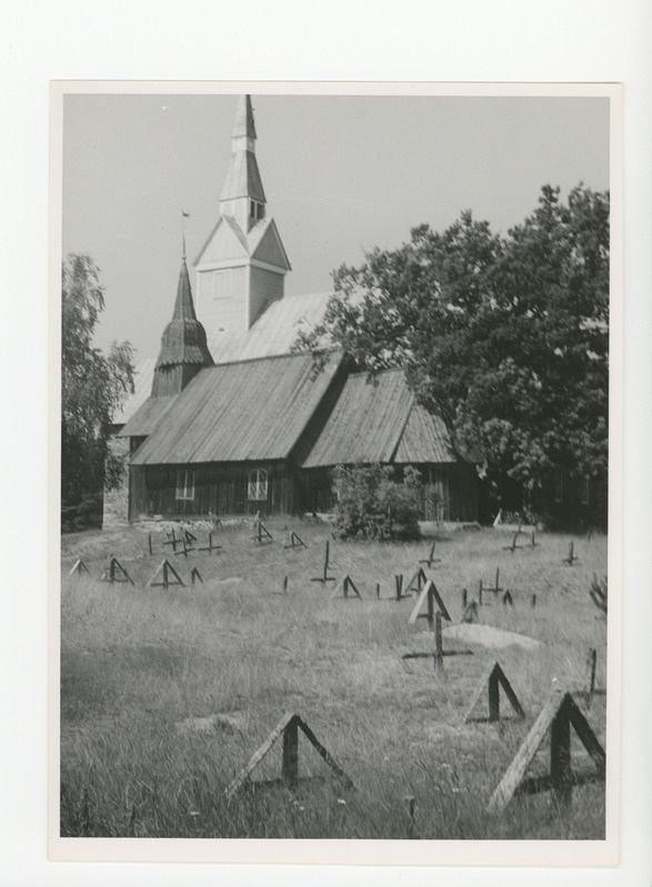 Ruhnu surnuaed kirikuga, 1939
