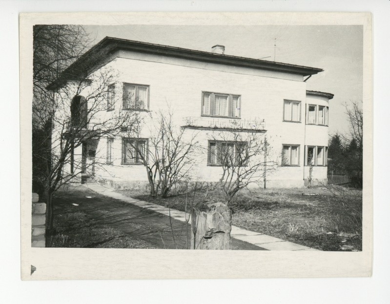 Maja Viljandis Jakobsoni 55, kus Tuglased elasid 1944 kevadel