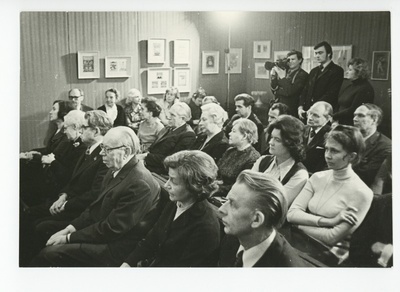 Majamuuseumi avamine, vaade publikule saalis  duplicate photo