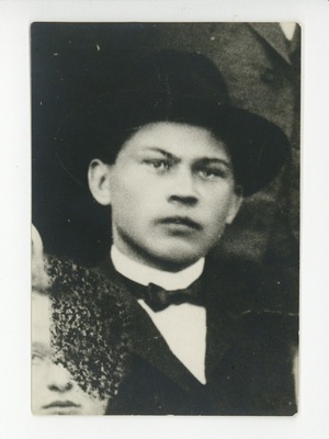 Friedebert Mihkelson (Tuglas), 1904  duplicate photo