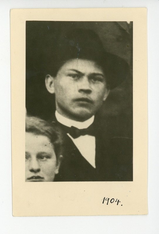 Friedebert Mihkelson (Tuglas), 1904