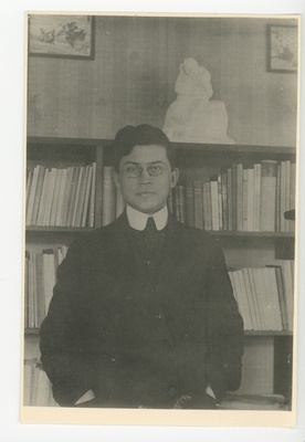 Friedebert Tuglase portree Oulunkyläs, 1914  duplicate photo