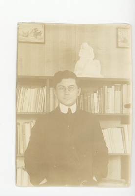 Friedebert Tuglase portree Oulunkyläs, 1914  duplicate photo