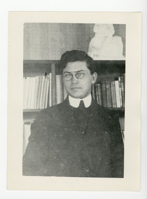 Friedebert Tuglase portree Oulunkyläs, 1914  duplicate photo