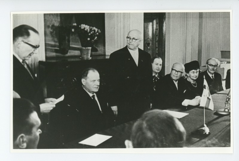 Viktor Maamägi, Kustaa Vilkuna, Johan Eichfeld, Urho Kaleva Kekkonen, Sylvi Kekkonen, Friedebert Tuglas