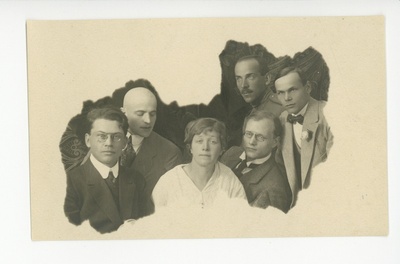 Kirjanikkude ühing "Siuru", 1917  duplicate photo