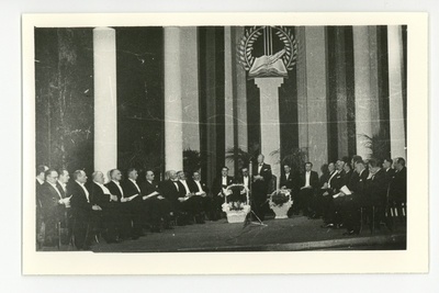 Leedu kirjanduslike auhindade väljaandmise aktus Kaunase Riigiteatris, 14.02.1938  duplicate photo