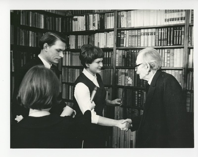 Friedebert Tuglasele Kristjan Jaak Petersoni nimeline auhind 18.03.1969  similar photo