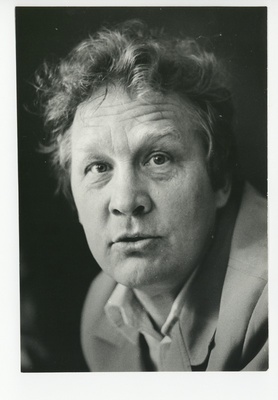 Arvo Valton, 1973  duplicate photo