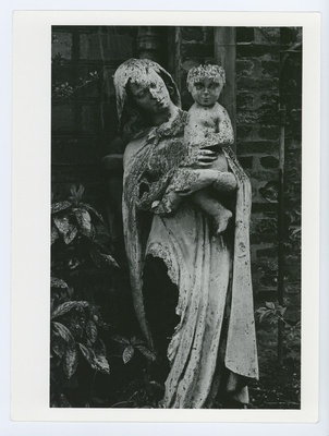 Skulptuur Pariisi La Ruche ehk Mesipuu õuel, aprill 1986  duplicate photo