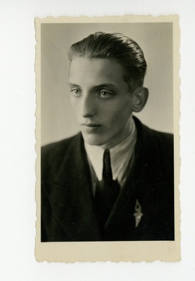 Paul Reets, 1943  duplicate photo