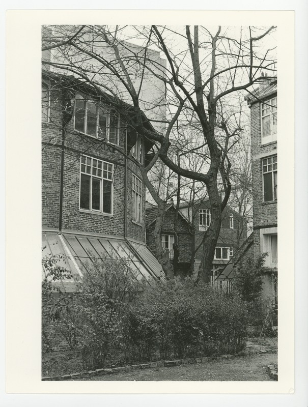 Pariisi La Ruche ehk Mesipuu, aprill 1986