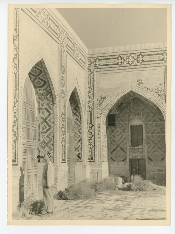 Medresi õuel Samarkandis, 1960