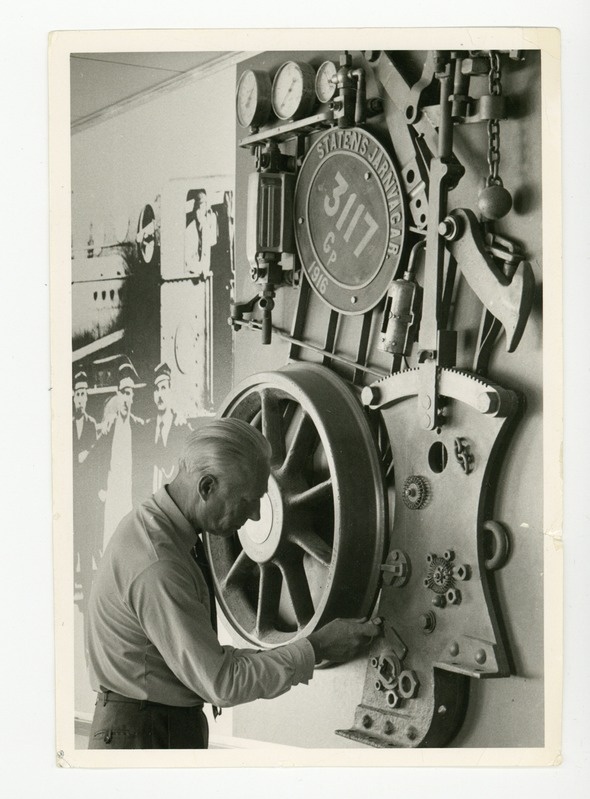 Detail Endel Kõksi dekoratsioonist "Statens Järnvägar" Hallsbergis, 1966