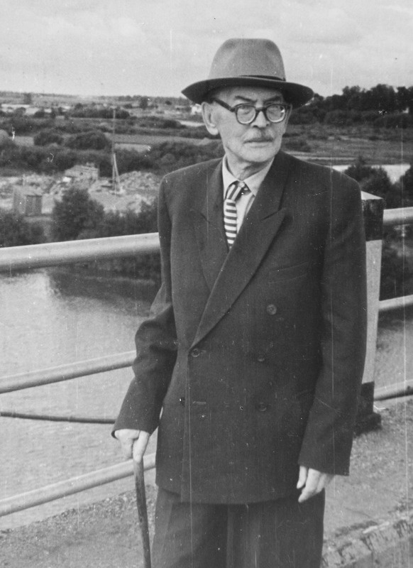 Friedebert Tuglas Luunja sillal