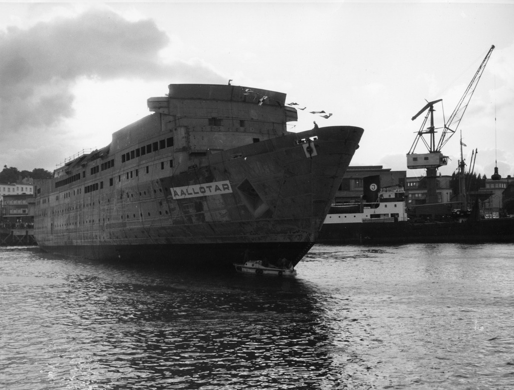 Waterfall m/s Aallotar