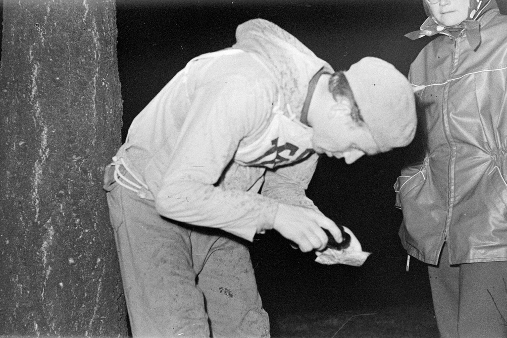 12th Apr. 62. Night orientation. On the radio