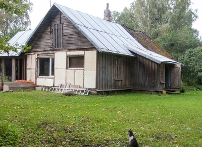 Friedebert Tuglase elukoht Uusna Saarekülas juunist novembrini 1944 rephoto