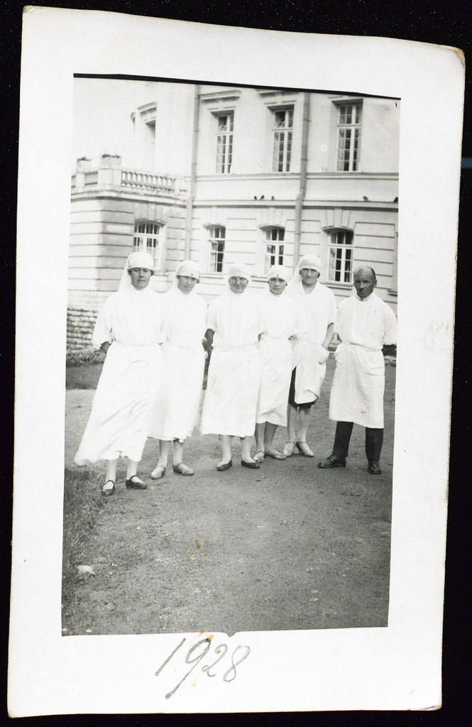 Military Central Hospital staff