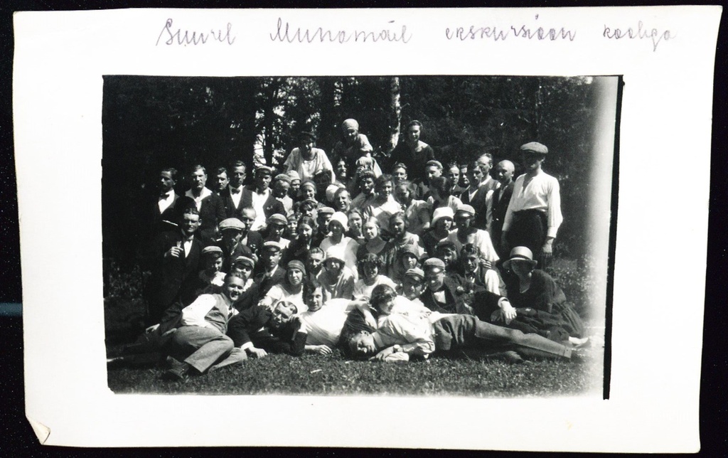 Tour with school on the big Munamäe