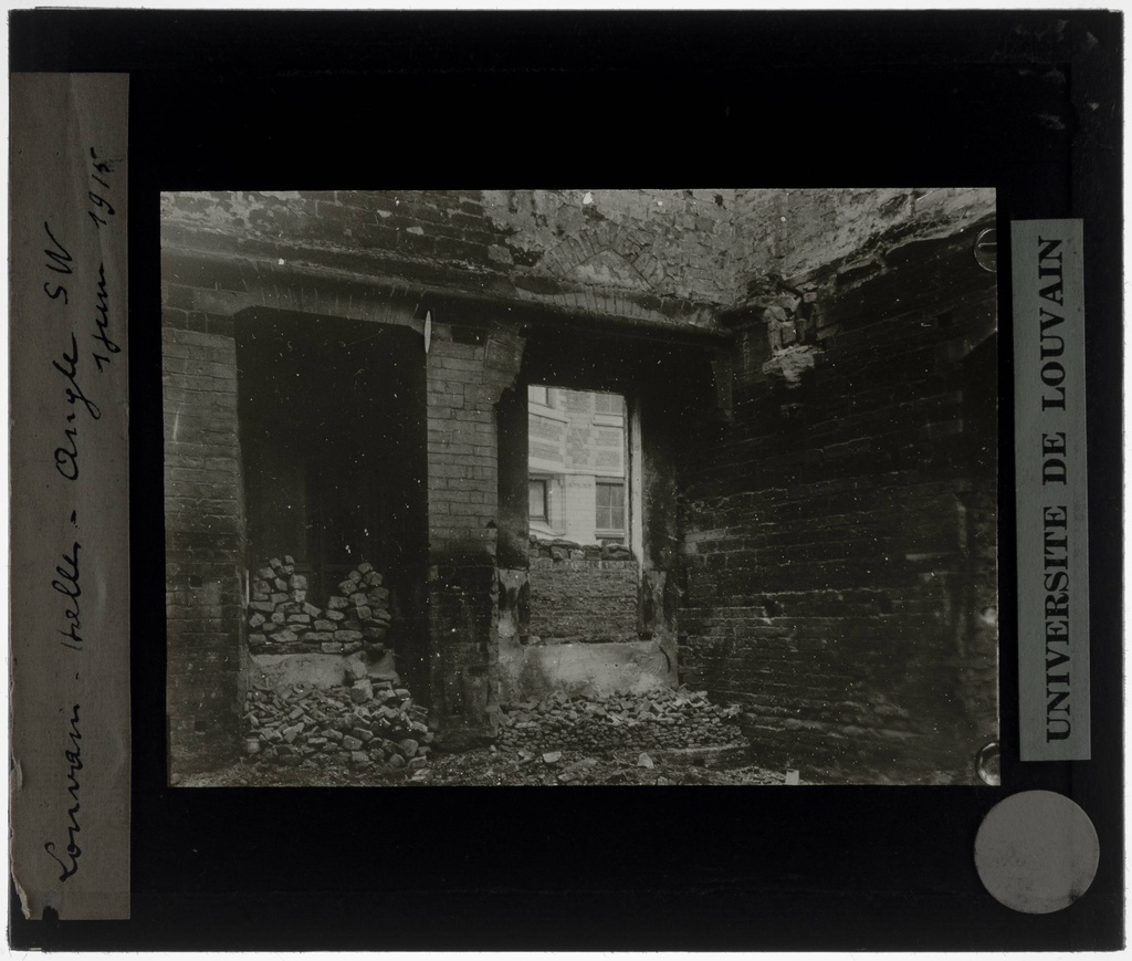 Leuven. University Chief Zuidwestelijke vleugel: Verwoesting tijdens where I