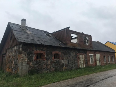 Vana apteek, Varnja küla Kesk tn 92 rephoto