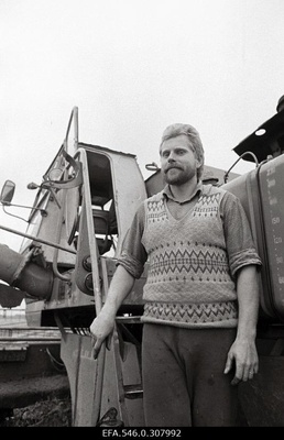 Lihula sovhoosi Mechanizer Kuuno Mulk of Vanamõisa Department.  similar photo