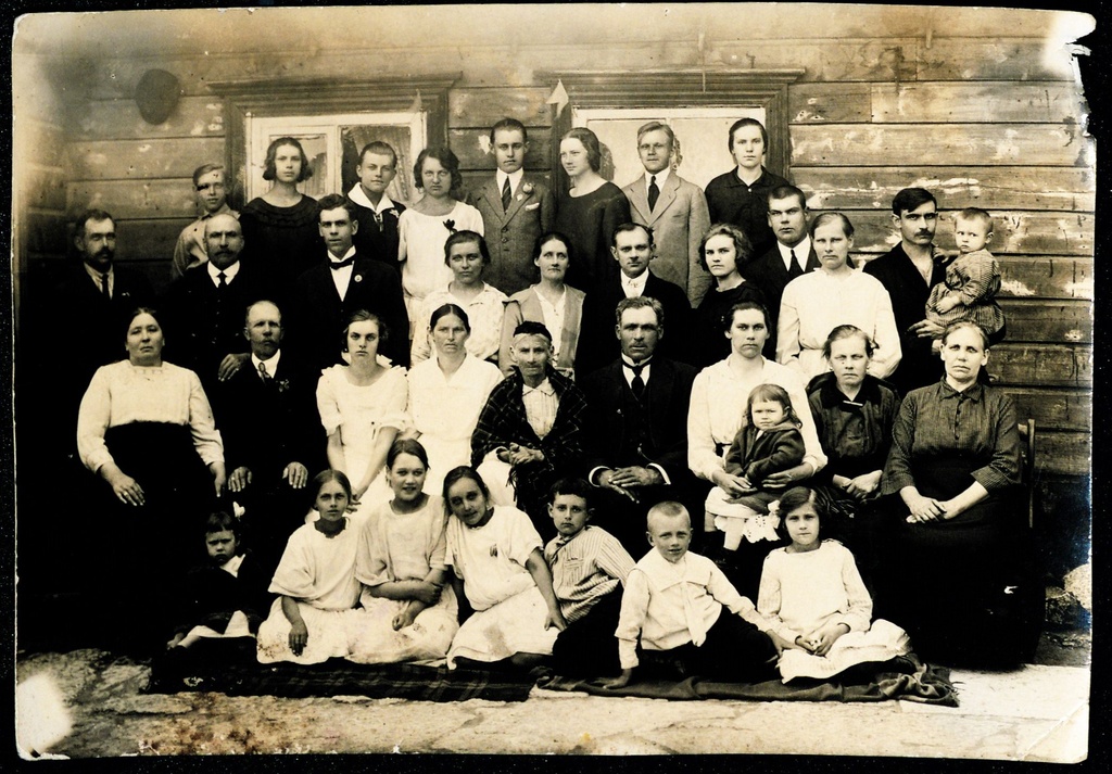Family(?) Group picture