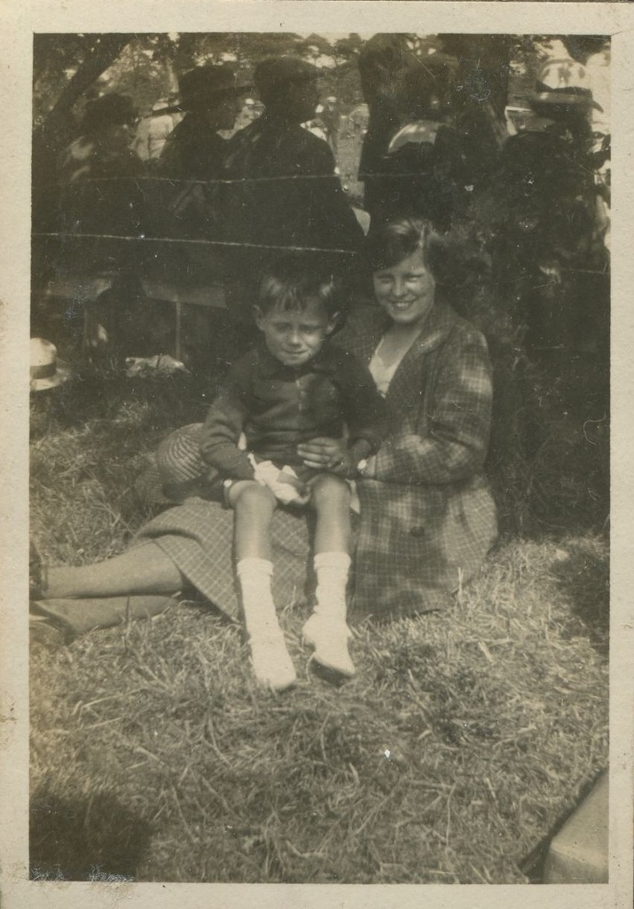 Orchard Gardens, Hassocks, Whit Monday