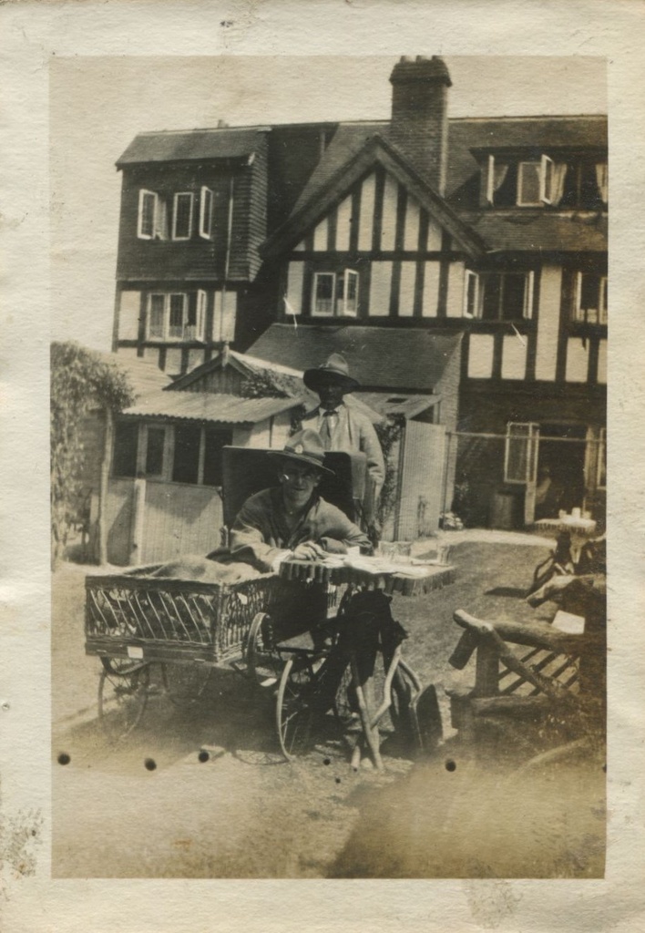 Ye Olde Tea Shoppe, Brockenhurst 1918