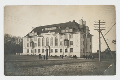 Building of the Estonian bank in Viljandi  duplicate photo
