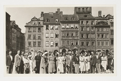 Estonians on an excursion in the Old Town of Warsaw  duplicate photo