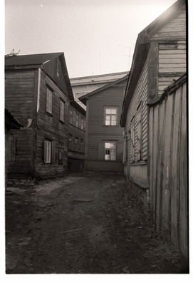 Tallinn. Väike-Kompassi tänava vaade tuletõrjemaja suunas  similar photo