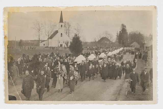 Funeral of Kilingi-Nõmme children killed in school fire