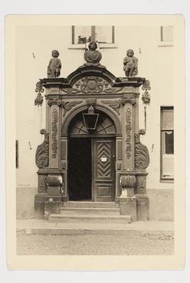 Fonne House Portal since 1697, Narva  duplicate photo