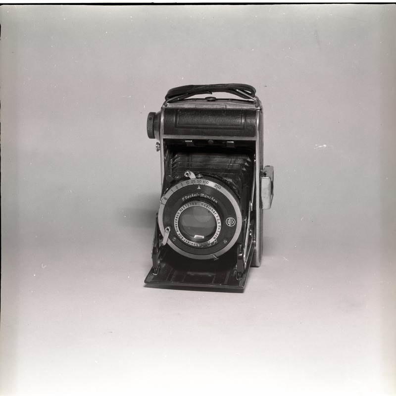 Klappkaamera "Compur"