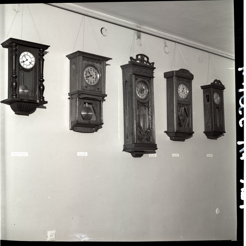 Näitus "Kell läbi aegade"